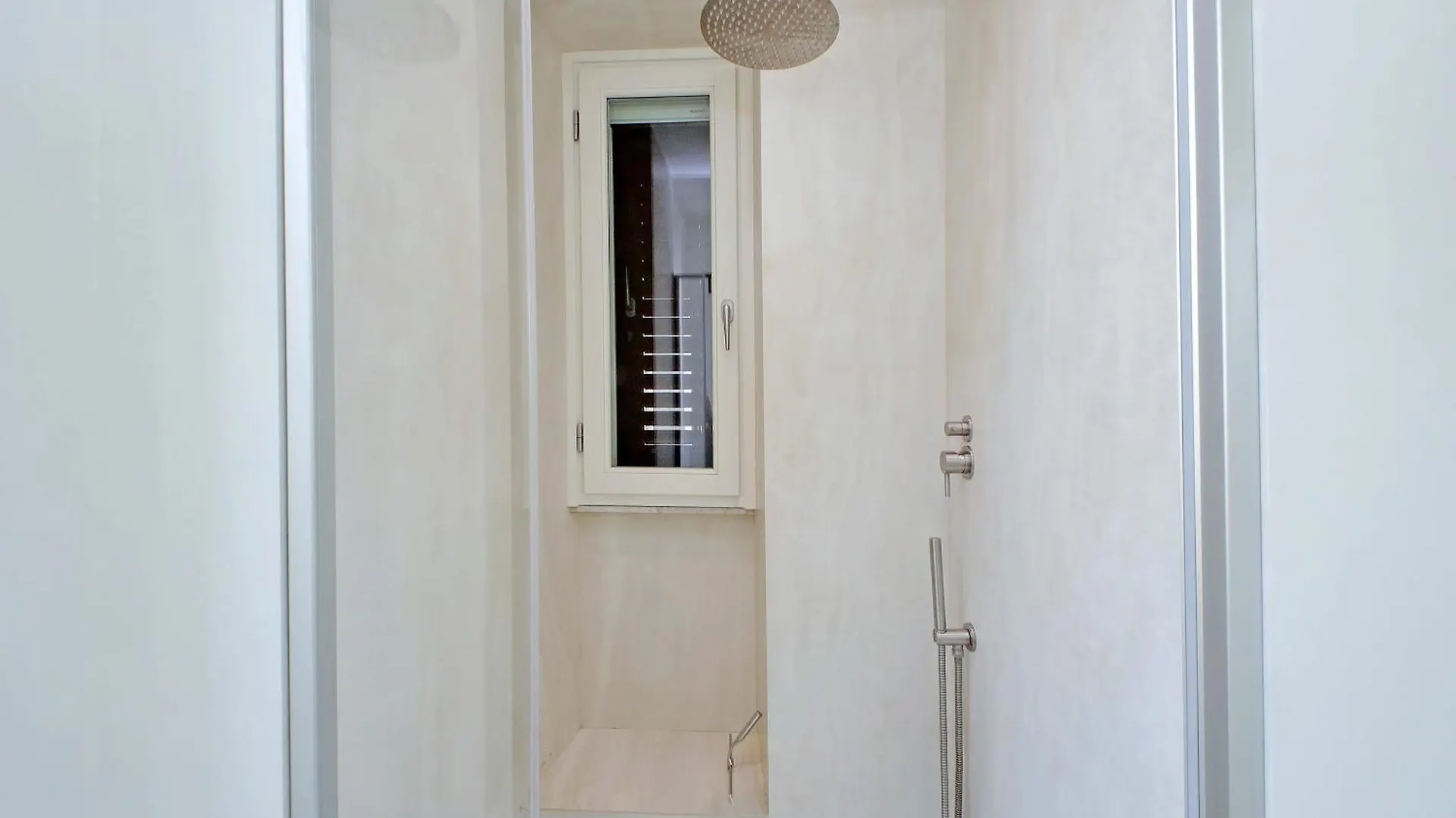 Vatican Basilica Apartment روما 0*,