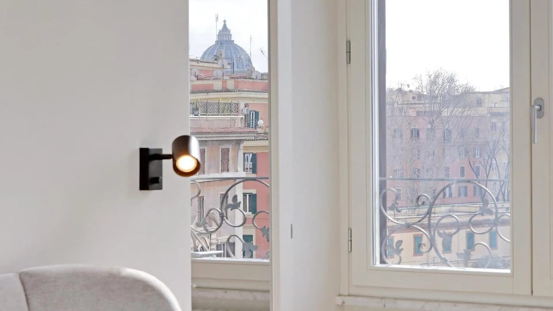 Vatican Basilica Apartment روما 0*,  إيطاليا