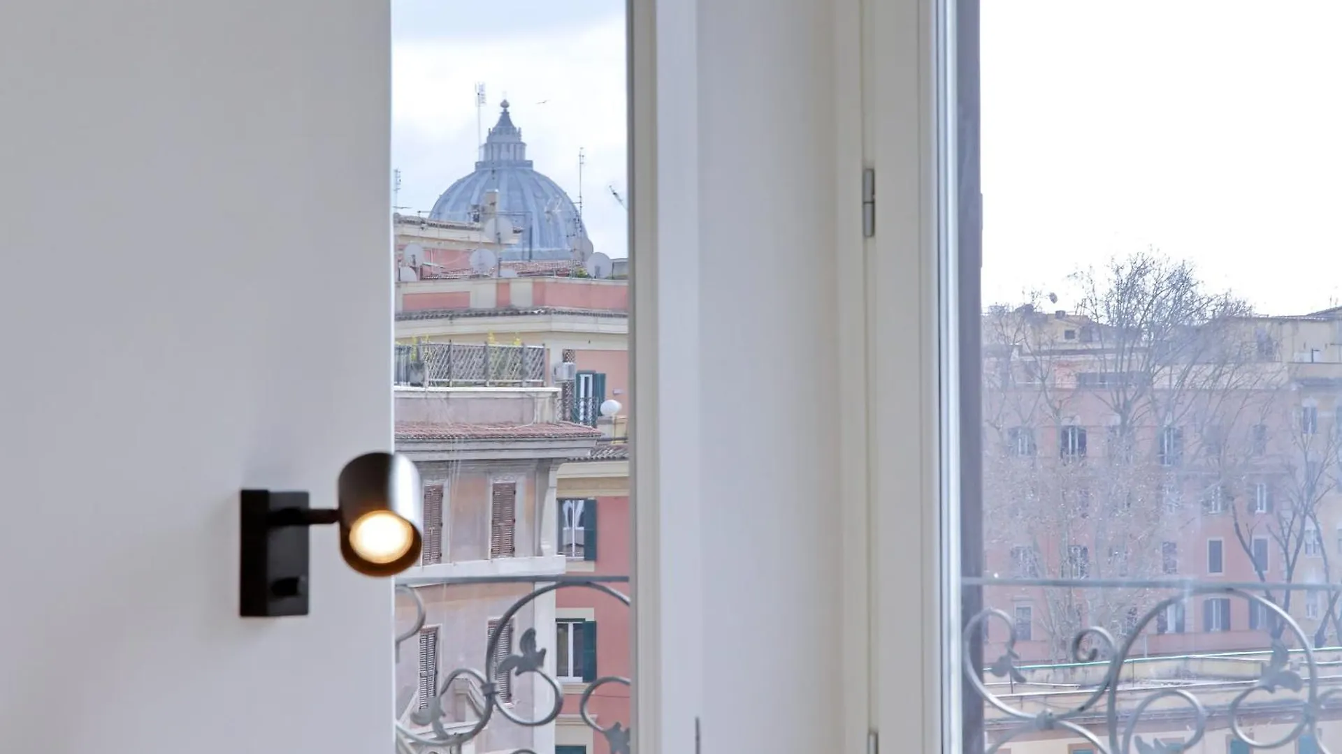 Vatican Basilica Apartment روما
