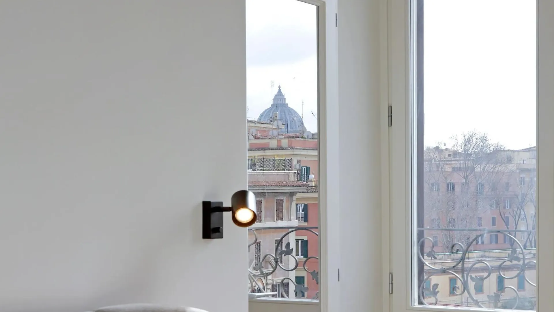 Vatican Basilica Apartment روما 0*,  إيطاليا